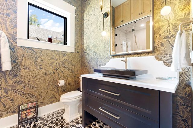 319 W FRANCES AVENUE, Tampa, FL 33602