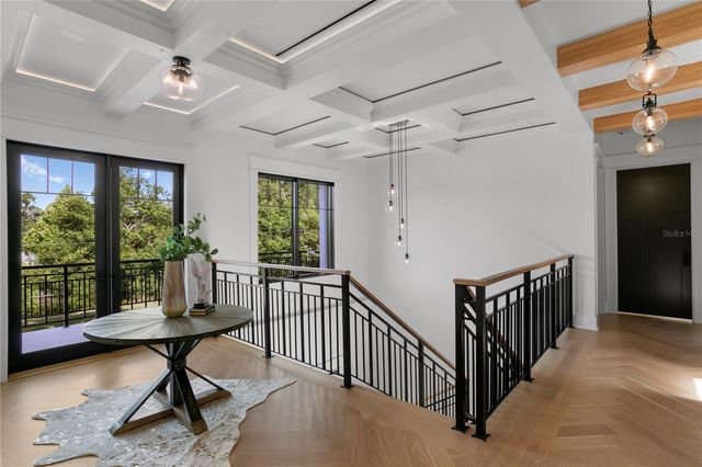 319 W FRANCES AVENUE, Tampa, FL 33602