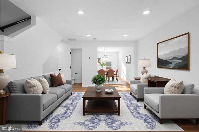 1742 TIGER LILY CIR, Woodbridge, VA 22192