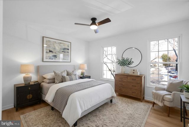 1742 TIGER LILY CIR, Woodbridge, VA 22192