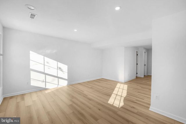 1742 TIGER LILY CIR, Woodbridge, VA 22192