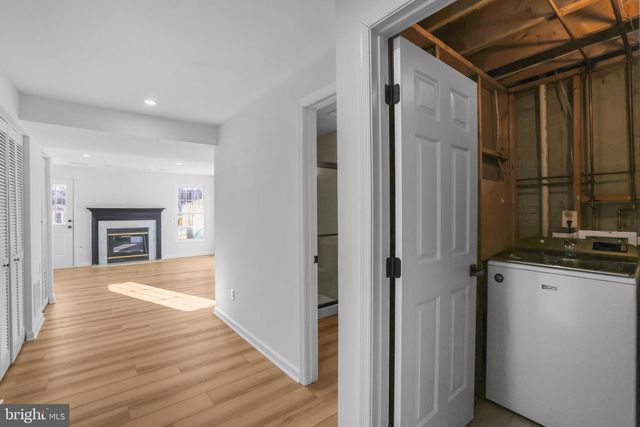 1742 TIGER LILY CIR, Woodbridge, VA 22192