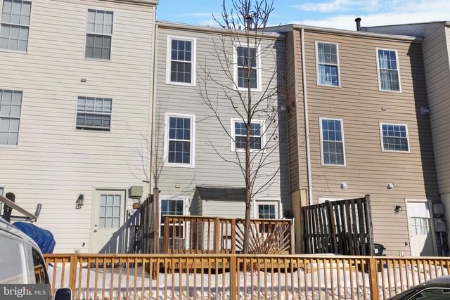 1742 TIGER LILY CIR, Woodbridge, VA 22192