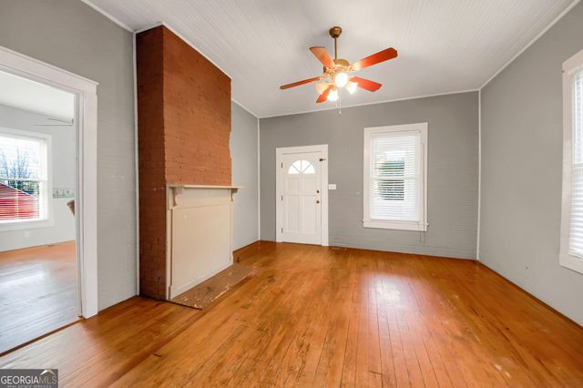 1617 Elm Street NE, Conyers, GA 30012