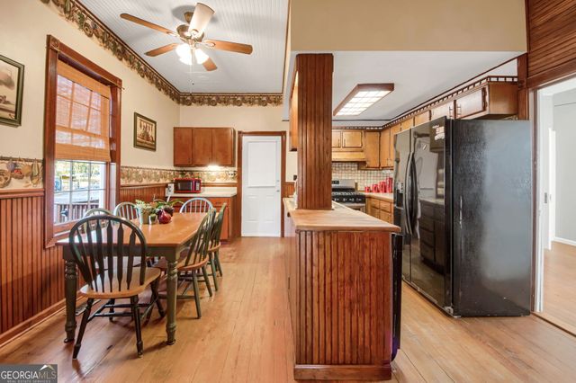 1617 Elm Street NE, Conyers, GA 30012