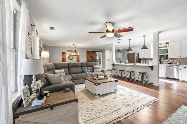 3939 Fm 2194, Celeste, TX 75423