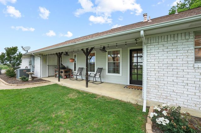 3939 Fm 2194, Celeste, TX 75423