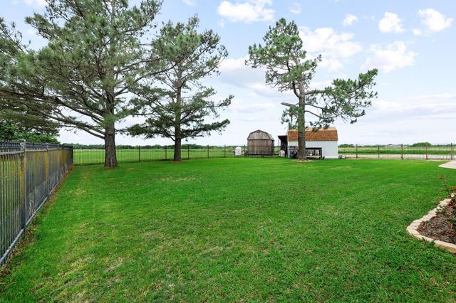 3939 Fm 2194, Celeste, TX 75423
