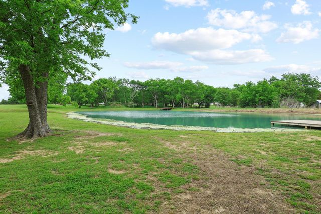 3939 Fm 2194, Celeste, TX 75423