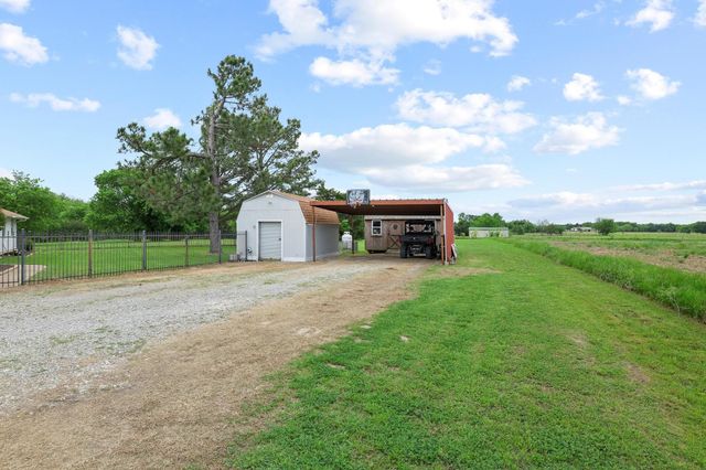 3939 Fm 2194, Celeste, TX 75423