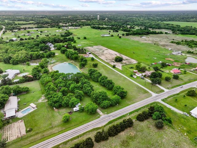 3939 Fm 2194, Celeste, TX 75423