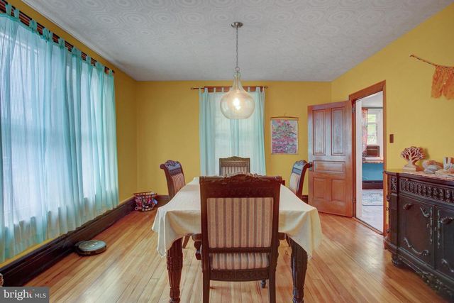 63 LINDEN AVE N, Greencastle, PA 17225