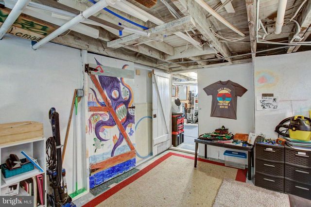 63 LINDEN AVE N, Greencastle, PA 17225