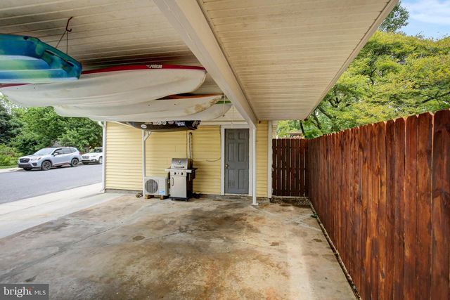 63 LINDEN AVE N, Greencastle, PA 17225