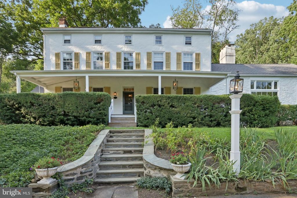 738 S ROBERTS RD, Bryn Mawr, PA 19010