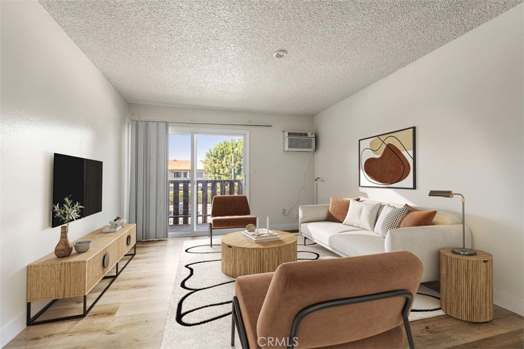 801 S Lyon A205, Santa Ana, CA 92705