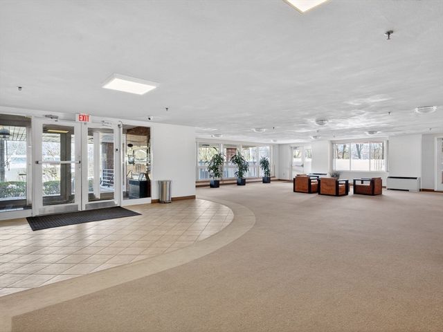 50 Watertown St 401, Watertown, MA 02472