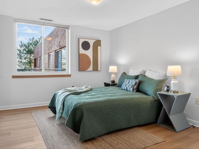 50 Watertown St 401, Watertown, MA 02472