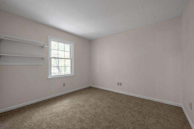 1748 Brook Park Drive, Lexington, KY 40515
