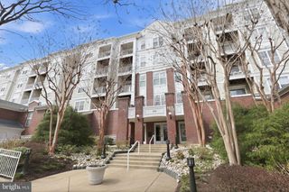 1641 INTERNATIONAL DR #114, Mclean, VA 22102