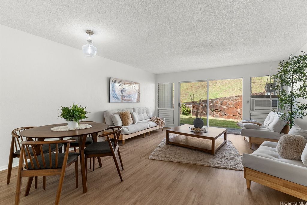98-1485 Kaahumanu Street E136, Aiea, HI 96701