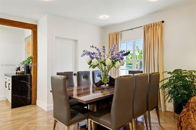 1363 Biarritz Dr, Miami Beach, FL 33141