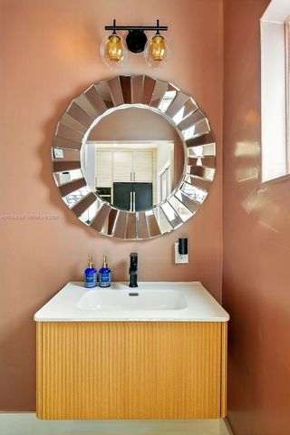 1363 Biarritz Dr, Miami Beach, FL 33141