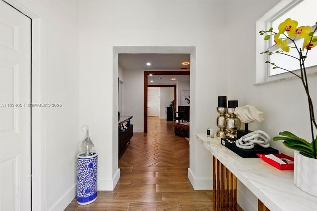 1363 Biarritz Dr, Miami Beach, FL 33141