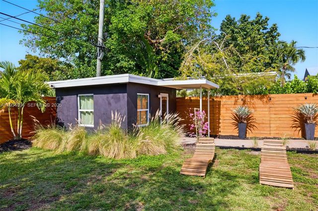 1363 Biarritz Dr, Miami Beach, FL 33141