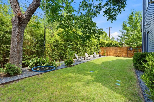 2806 W 44th ST B, Austin, TX 78731