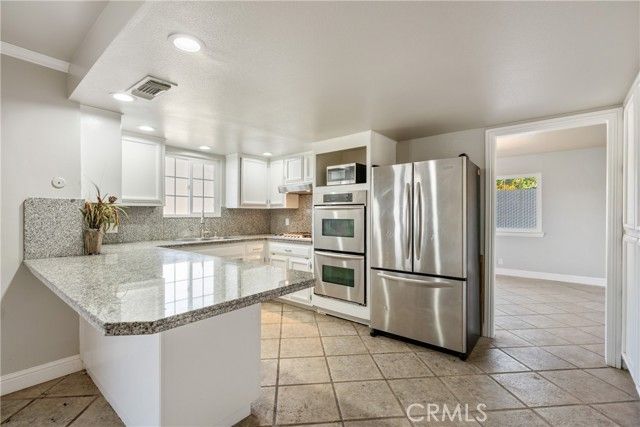 1077 Pecan, Madera, CA 93637