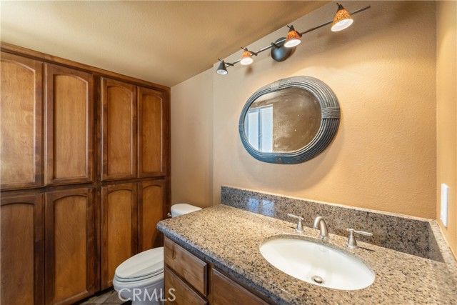 1077 Pecan, Madera, CA 93637