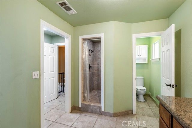 1077 Pecan, Madera, CA 93637