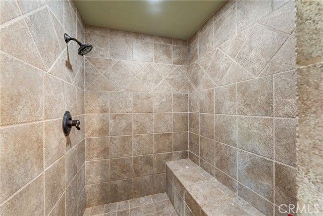 1077 Pecan, Madera, CA 93637