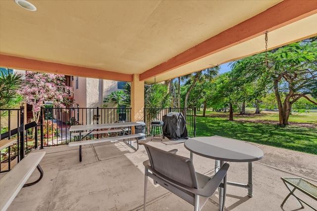 8380 Lagos De Campo Boulevard 110, Tamarac, FL 33321