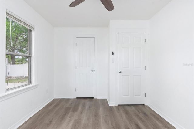 7102 62ND STREET N, Pinellas Park, FL 33781
