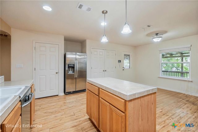 1737 Scenic View Drive, Canyon Lake, TX 78133