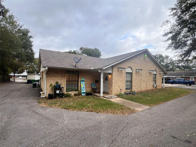 602 S Jackson Street, Brenham, TX 77833