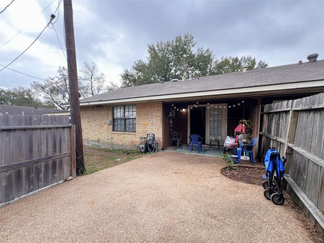602 S Jackson Street, Brenham, TX 77833