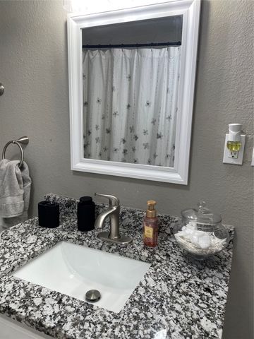 1000 S Spears Street, Alvarado, TX 76009