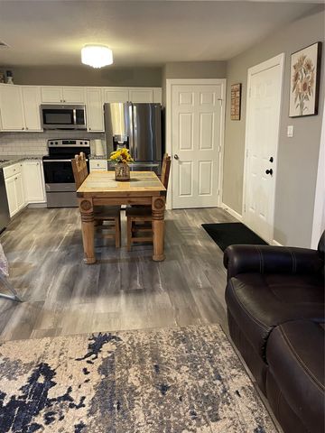 1000 S Spears Street, Alvarado, TX 76009