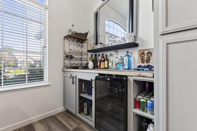 1946 Giuliano Way, Manteca, CA 95336