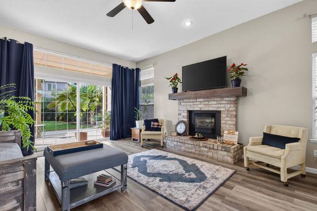 1946 Giuliano Way, Manteca, CA 95336