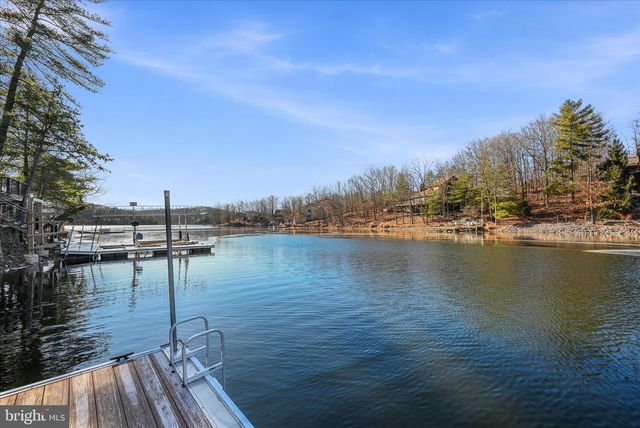 241 SUNSET CIR, Cross Junction, VA 22625