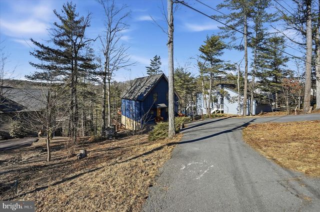 241 SUNSET CIR, Cross Junction, VA 22625