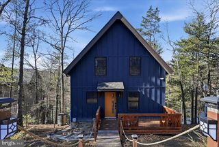 241 SUNSET CIR, Cross Junction, VA 22625