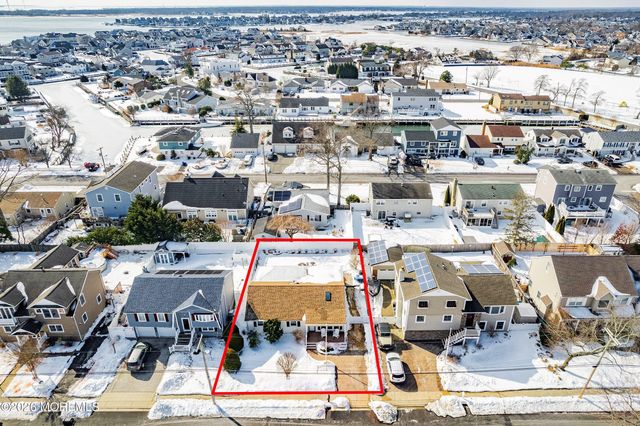 1846 Riviera Parkway, Point Pleasant, NJ 08742