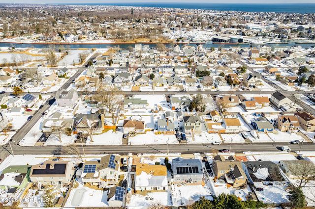 1846 Riviera Parkway, Point Pleasant, NJ 08742