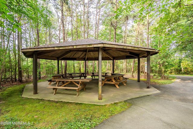 1846 Riviera Parkway, Point Pleasant, NJ 08742