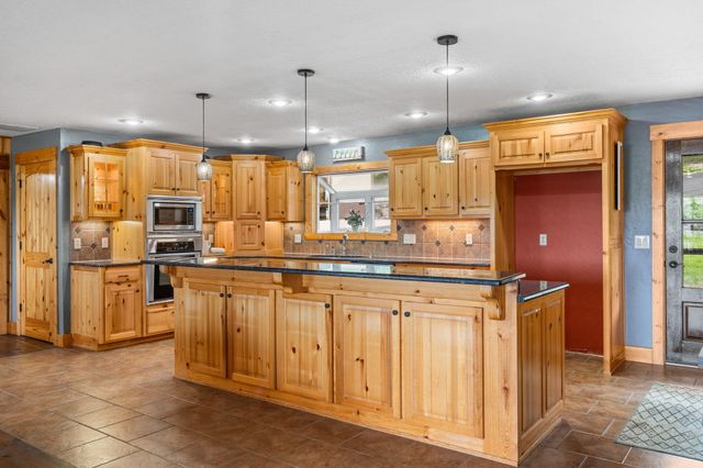 213 Hydes Hollow Lane, Lampe, MO 65681